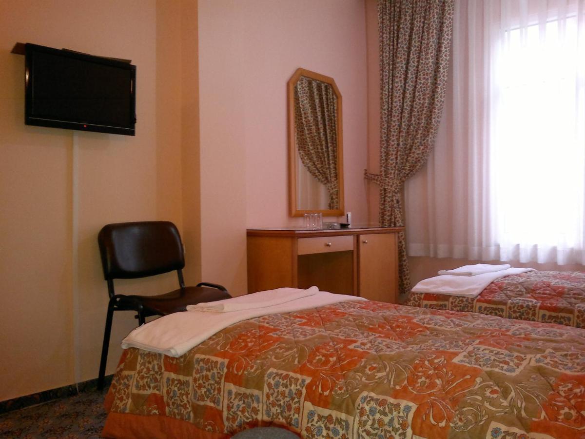 Yalta Hotel Istanbul Rum bild